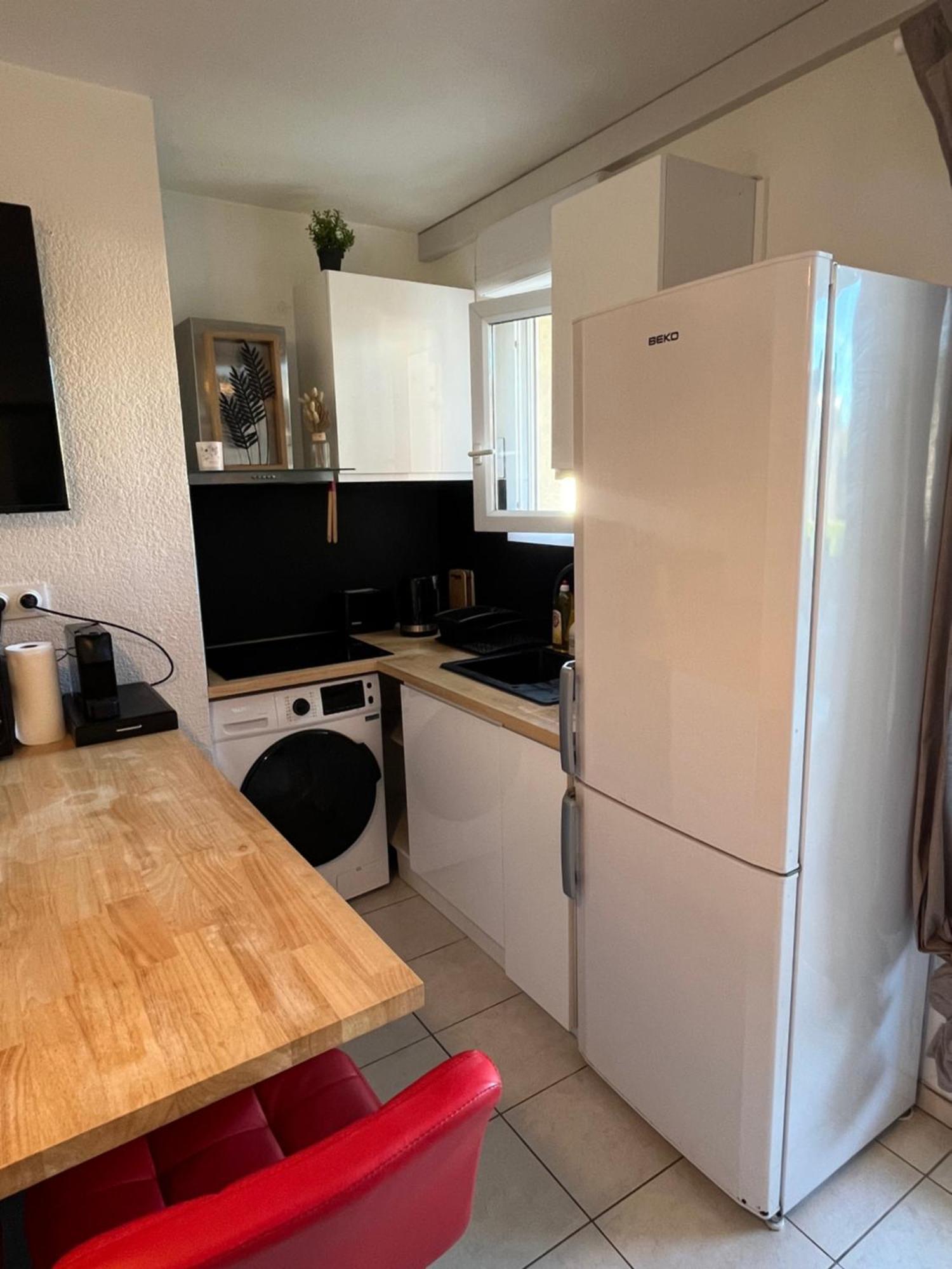 Joli T2/ Tram/ Clim/ Parking/ Wifi/ Piscine Apartamento Montpellier Exterior foto