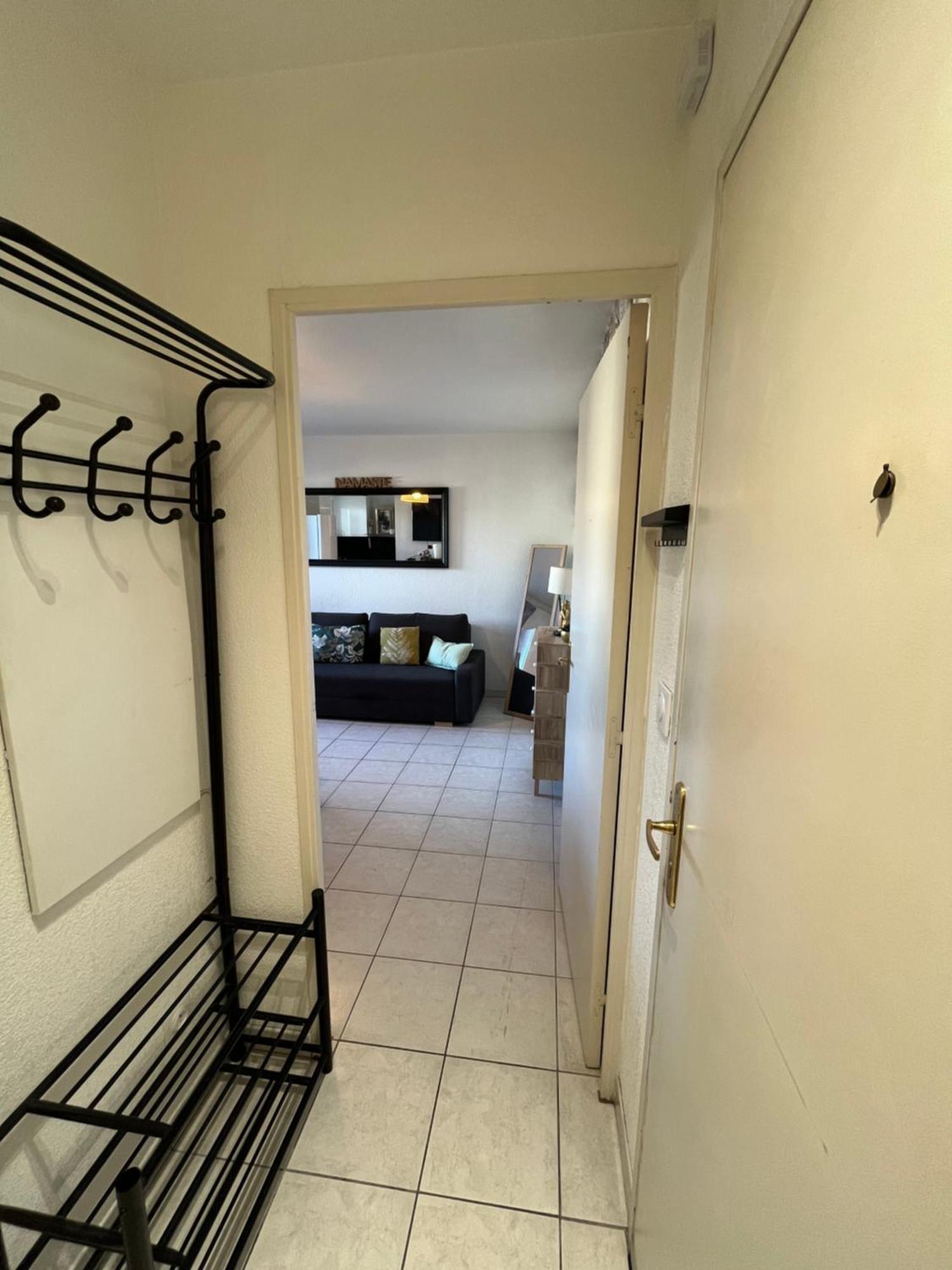 Joli T2/ Tram/ Clim/ Parking/ Wifi/ Piscine Apartamento Montpellier Exterior foto