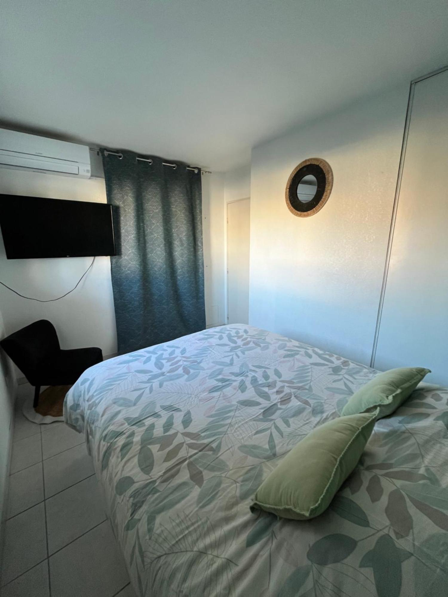 Joli T2/ Tram/ Clim/ Parking/ Wifi/ Piscine Apartamento Montpellier Exterior foto